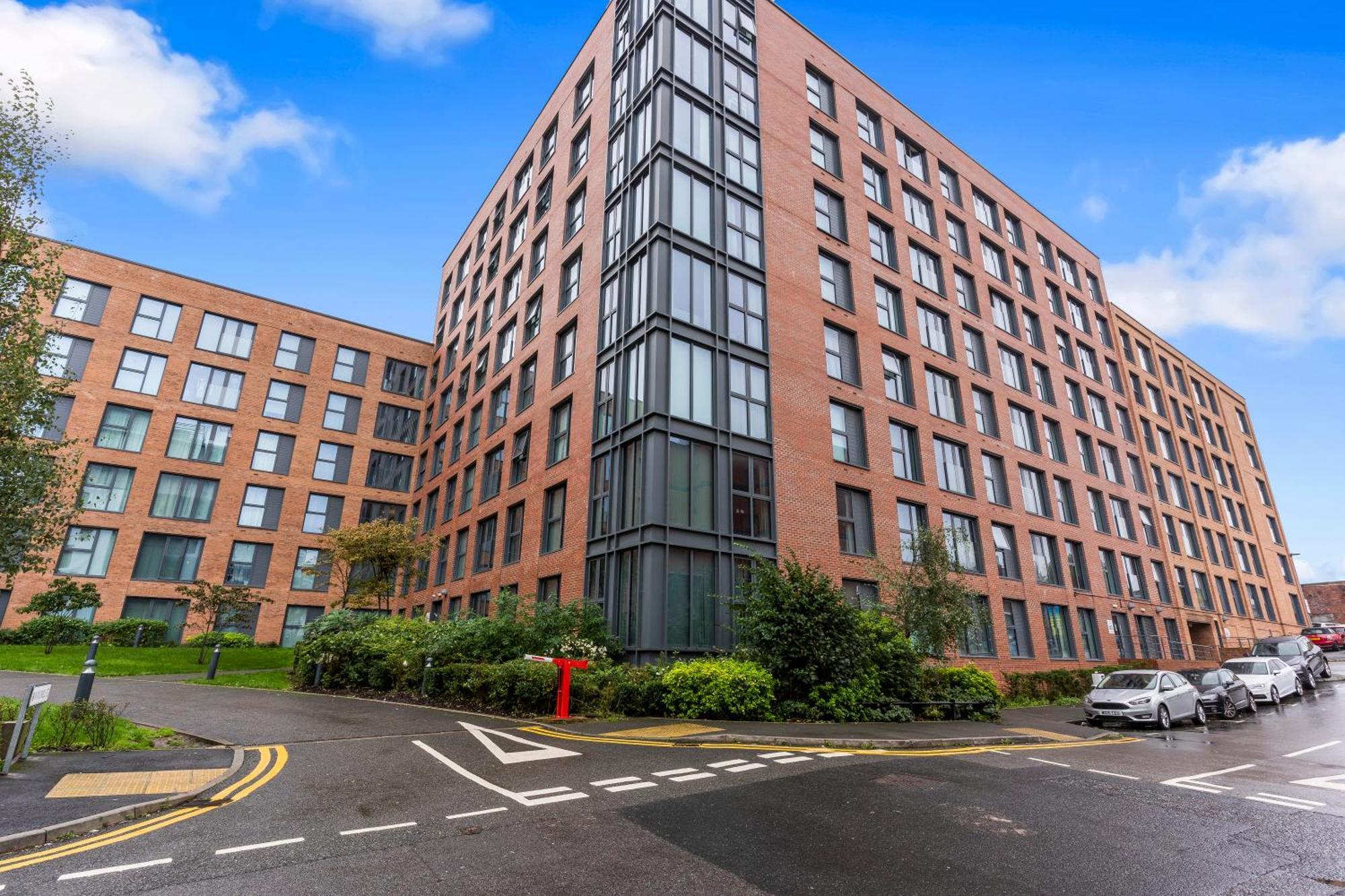 Shanti Suite - 2Bed 2Bath City Centre - Wifi - Netflix- Parking- Modern- Perfect For Family, Contractors, Leisure, Business By Shanti Nights Birmingham Exteriör bild